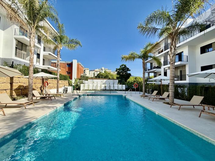 Image No.20-2 Bed Property for sale