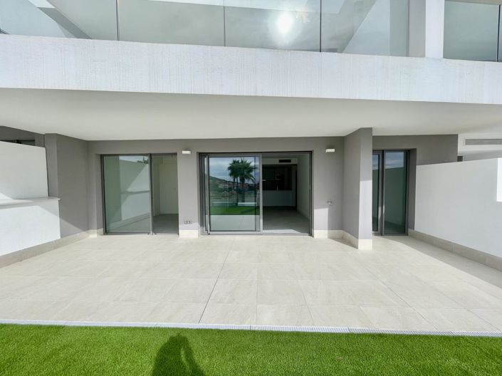 Image No.23-2 Bed Property for sale