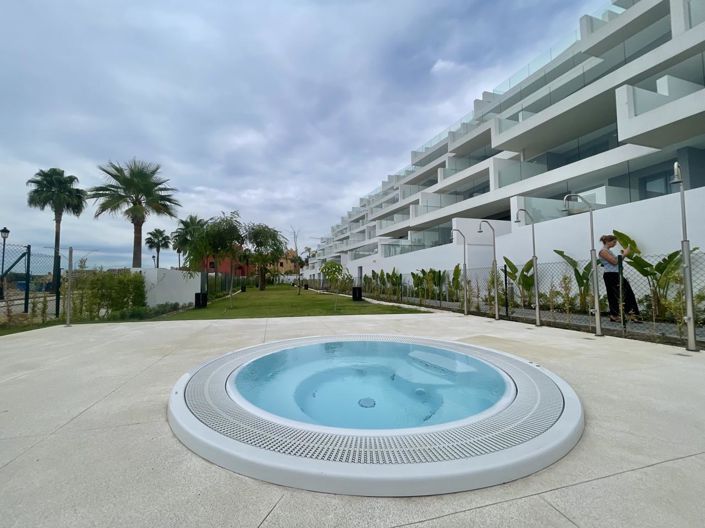 Image No.3-2 Bed Property for sale