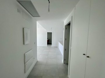 4289782-5c4d787d