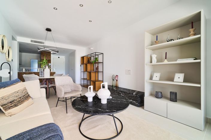 Image No.7-2 Bed Property for sale