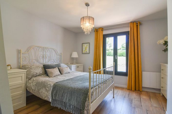 Image No.33-Propriété de 4 chambres à vendre