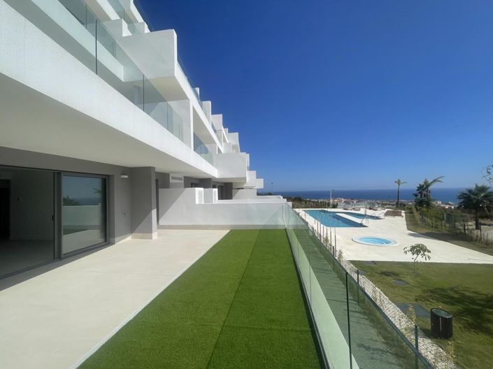 Image No.2-2 Bed Property for sale
