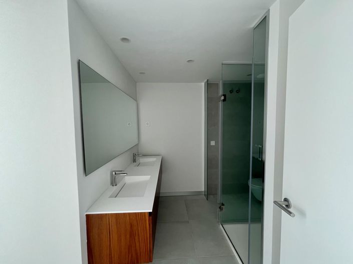 Image No.30-2 Bed Property for sale