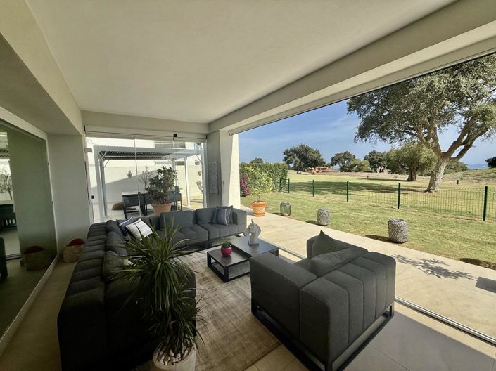Image No.33-3 Bed Property for sale