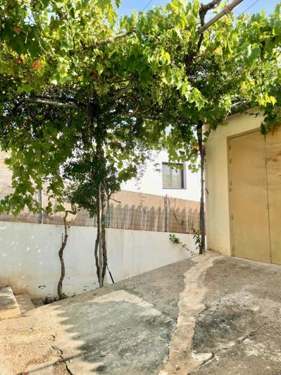 Image No.20-3 Bed Property for sale