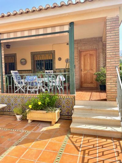 Image No.29-3 Bed Property for sale