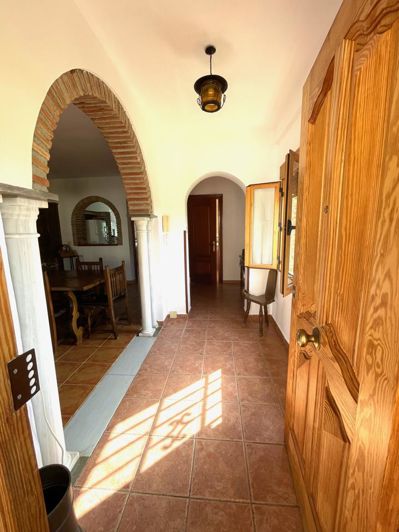 Image No.6-3 Bed Property for sale