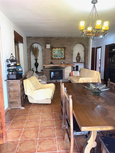 Image No.7-3 Bed Property for sale