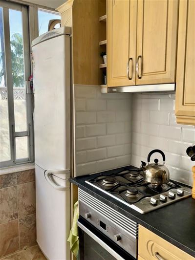 Image No.25-7 Bed Property for sale