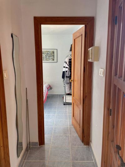 Image No.8-7 Bed Property for sale