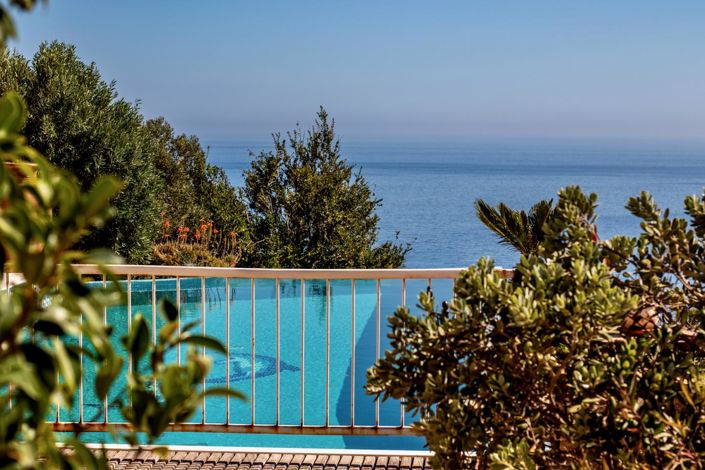 Image No.18-4 Bed Property for sale