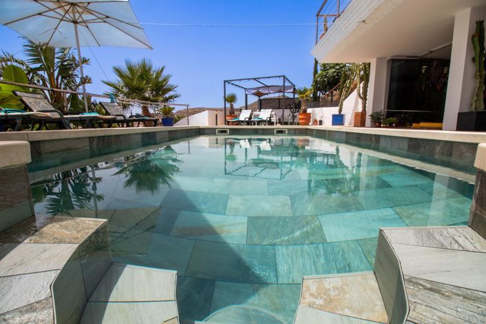 Image No.38-5 Bed Property for sale