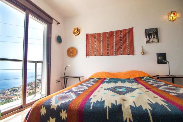 Image No.44-5 Bed Property for sale