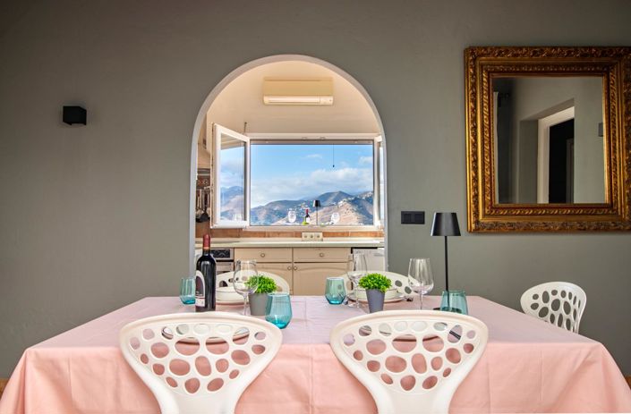 Image No.16-5 Bed Property for sale