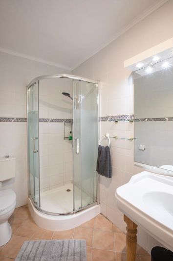 Image No.49-5 Bed Property for sale