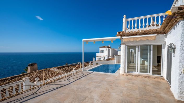 Image No.3-4 Bed Property for sale