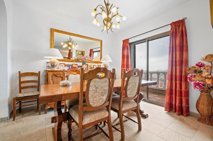 Image No.19-4 Bed Property for sale