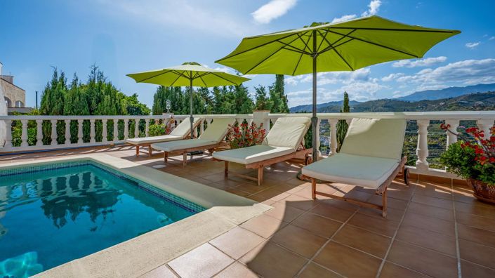 Image No.3-4 Bed Property for sale