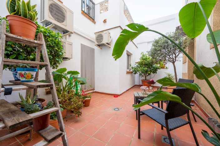 Image No.21-3 Bed Property for sale