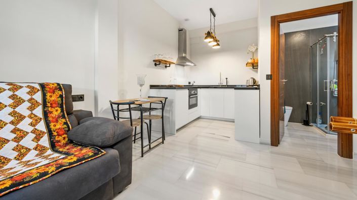 Image No.22-3 Bed Property for sale