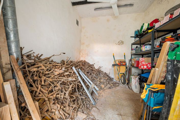 Image No.27-3 Bed Property for sale