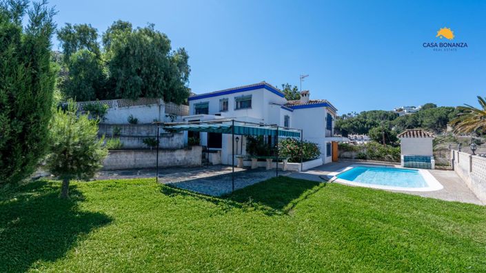 Image No.2-Propriété de 5 chambres à vendre à Almuñécar