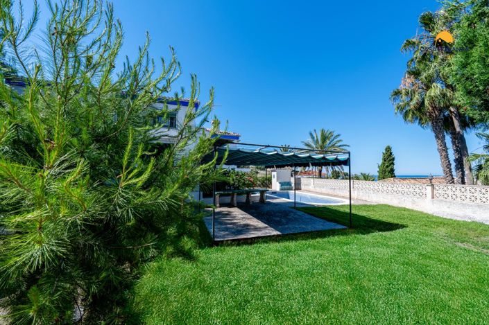 Image No.3-Propriété de 5 chambres à vendre à Almuñécar