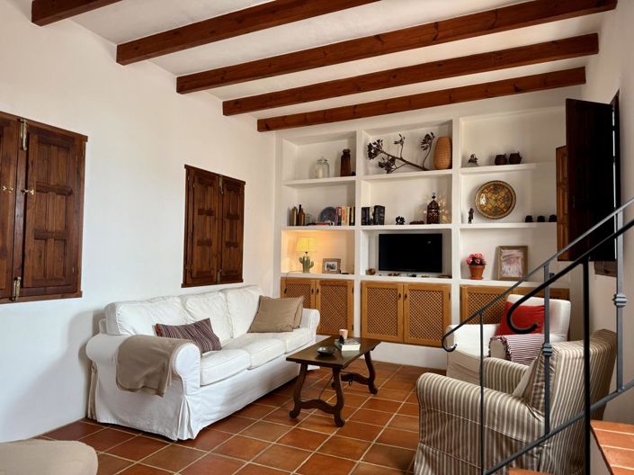 Image No.20-1 Bed Property for sale