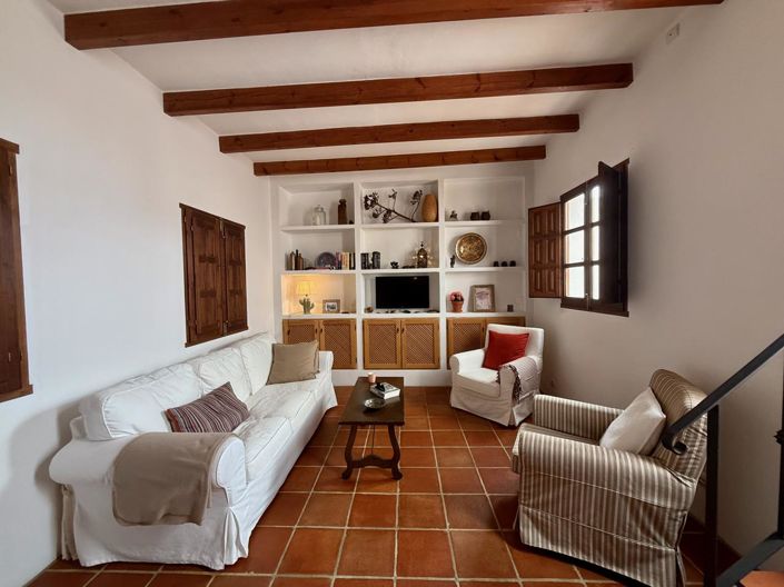 Image No.21-1 Bed Property for sale