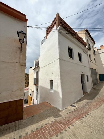 Image No.31-1 Bed Property for sale