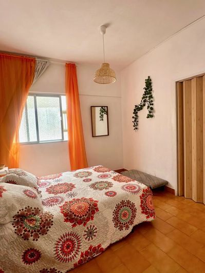 Image No.6-3 Bed Property for sale