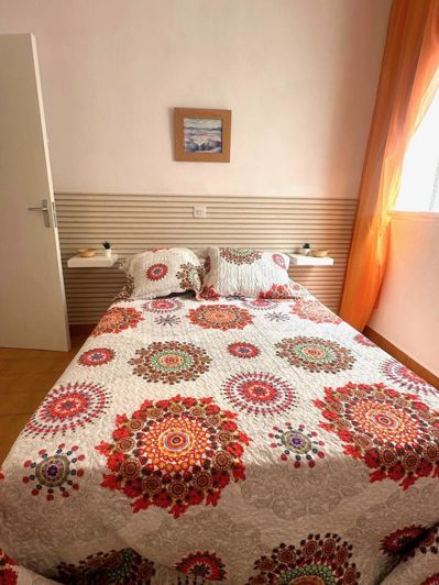 Image No.7-3 Bed Property for sale