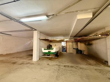4177749-3028ba3c