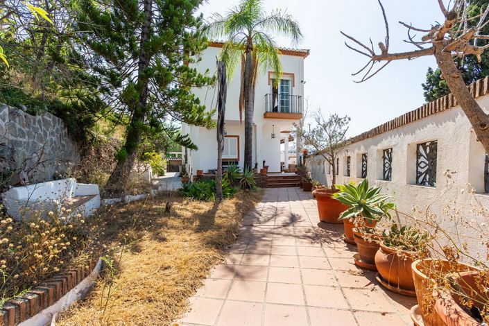 Image No.34-4 Bed Property for sale