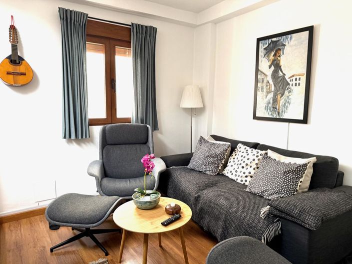 Image No.15-3 Bed Property for sale