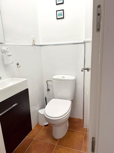 Image No.20-3 Bed Property for sale