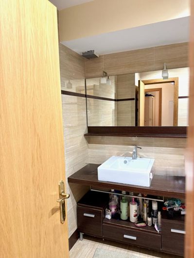 Image No.24-4 Bed Property for sale