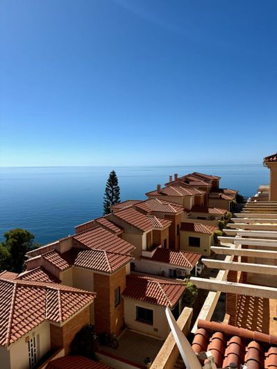 Image No.3-4 Bed Property for sale