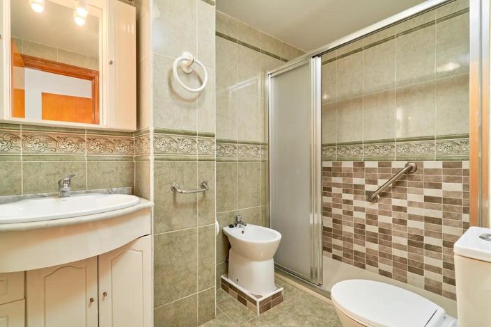 Image No.19-Propriété de 4 chambres à vendre à Almuñécar