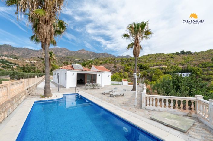 Image No.2-3 Bed Property for sale