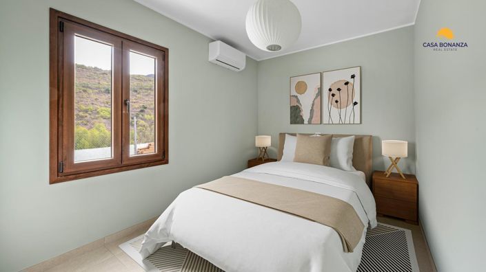 Image No.21-3 Bed Property for sale