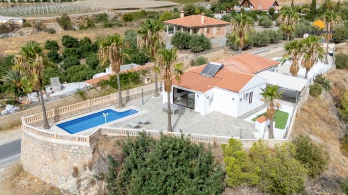 Image No.24-3 Bed Property for sale