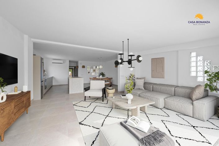 Image No.9-3 Bed Property for sale