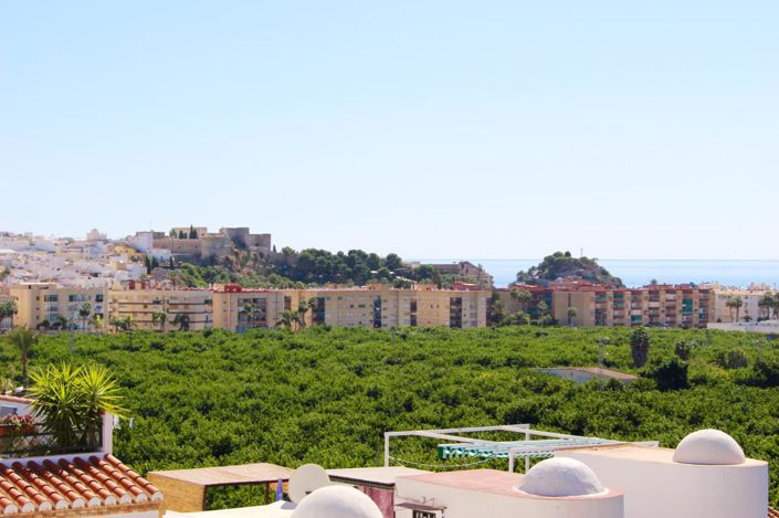 Image No.2-Propriété de 4 chambres à vendre à Almuñécar