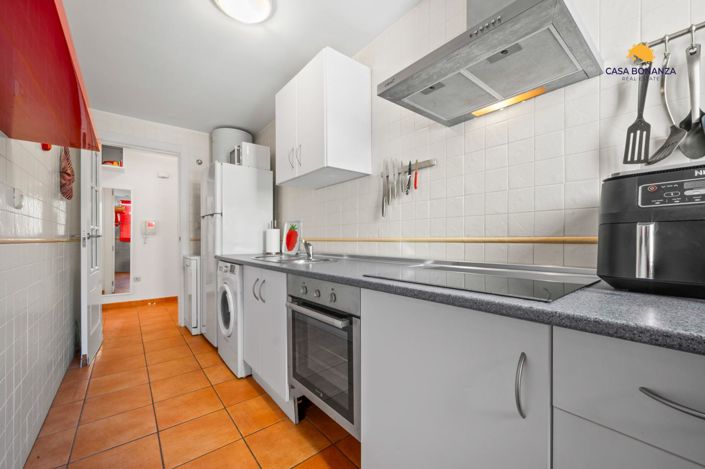 Image No.20-2 Bed Property for sale