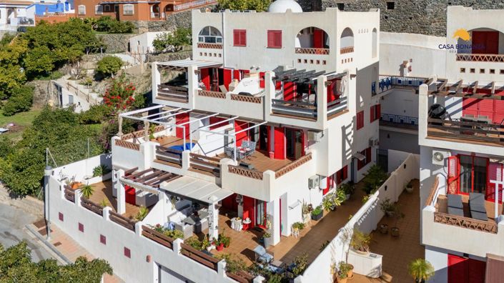 Image No.23-2 Bed Property for sale