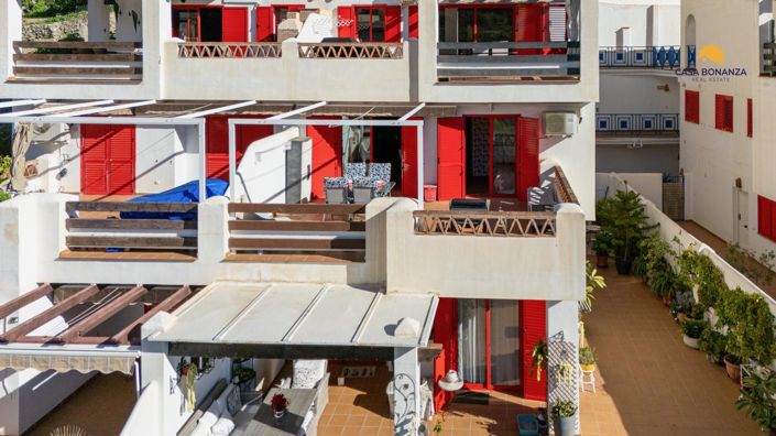 Image No.24-2 Bed Property for sale