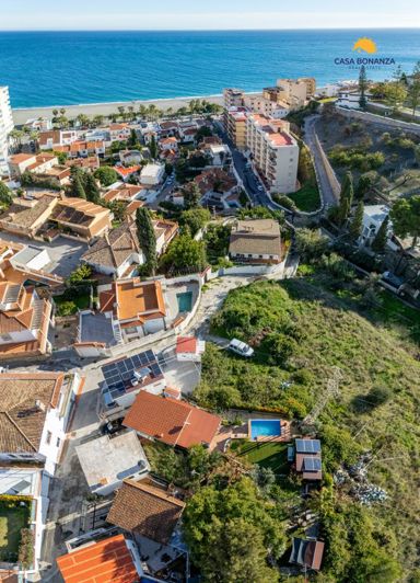 Image No.27-2 Bed Property for sale