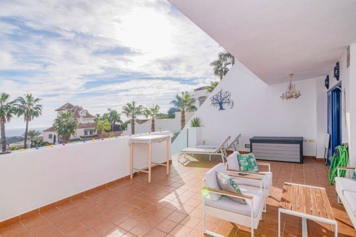 Image No.11-2 Bed Property for sale